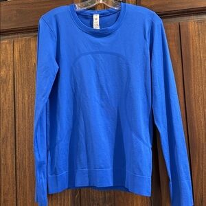 lululemon athletica Riverside Blue Swiftly Tech long sleeve shirt